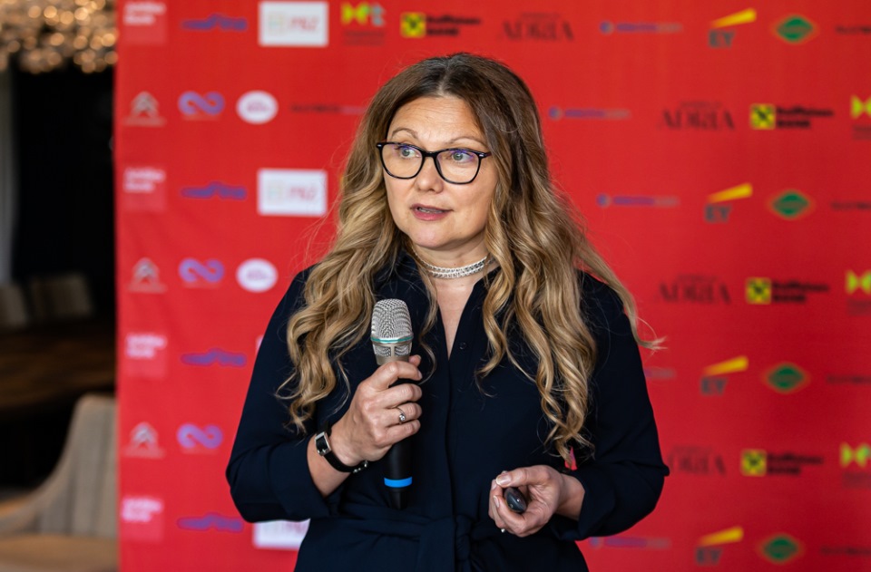 Tanya Splajt Tanya Splajt
